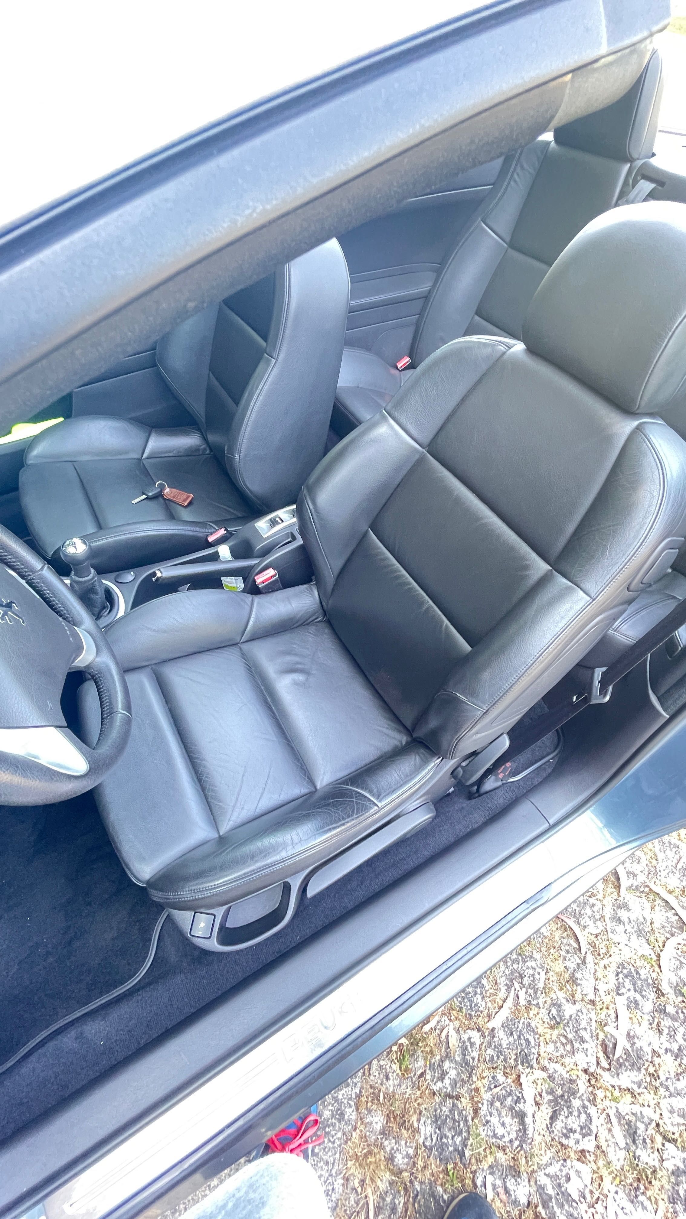 Peugeot 307CC oportunidade incrível!
