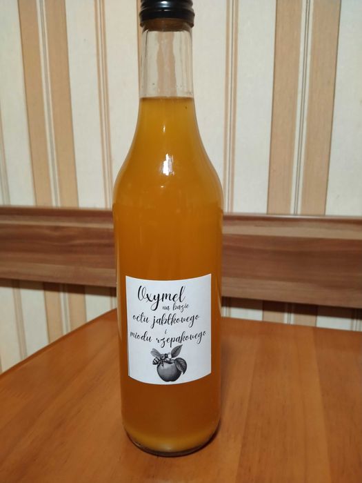 Oxymel dla p. Roberta na bazie octu jablkowego, ziol przypraw i miodu