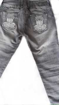 Calças Jeans Push-Up bordadas com Strass PIT BULL