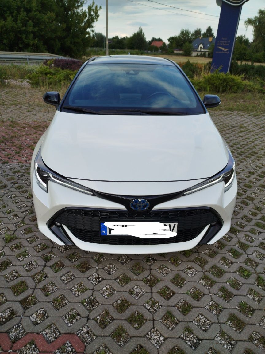 Toyota Corolla E21 2.0 Hybryda 34tys przebiegu Bogata