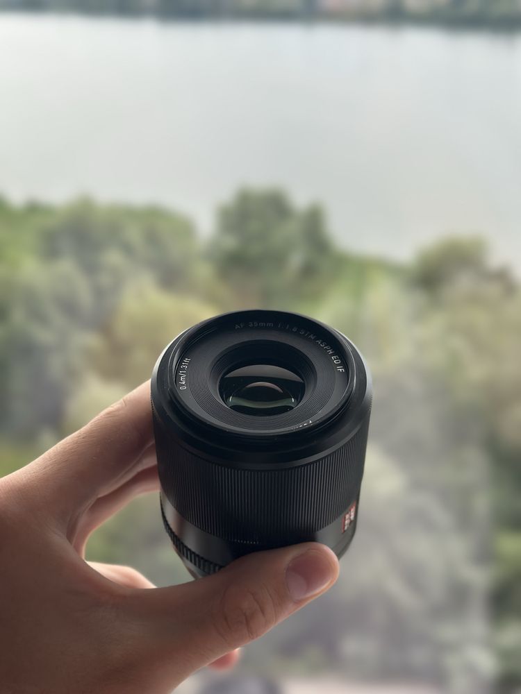 Viltrox 35mm f/1.8 для Sony FE (повний кадр) Об’єктив