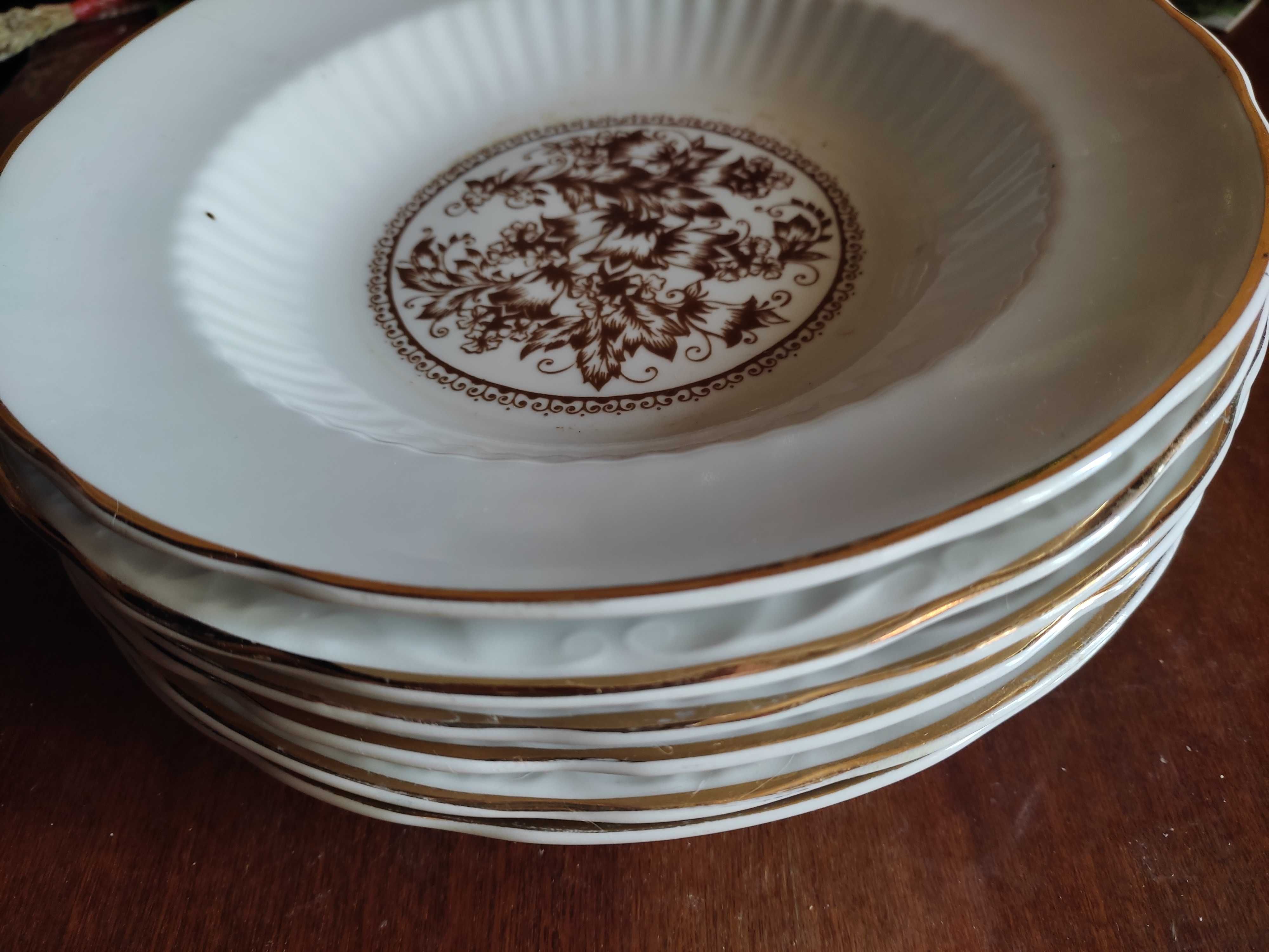 Шесть тарелок для первых блюд Коростенского завода.