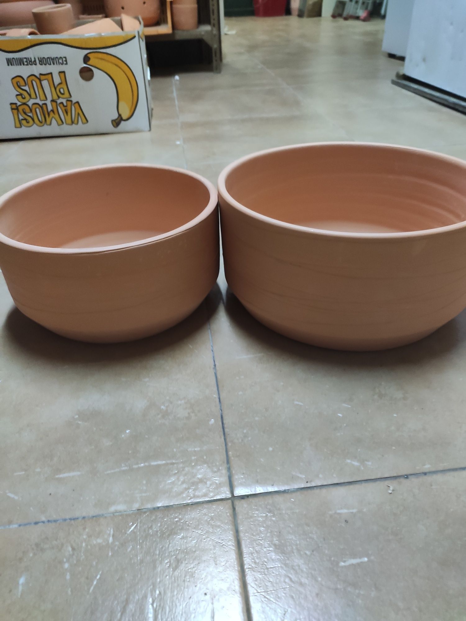 Vasos de barro artesanais