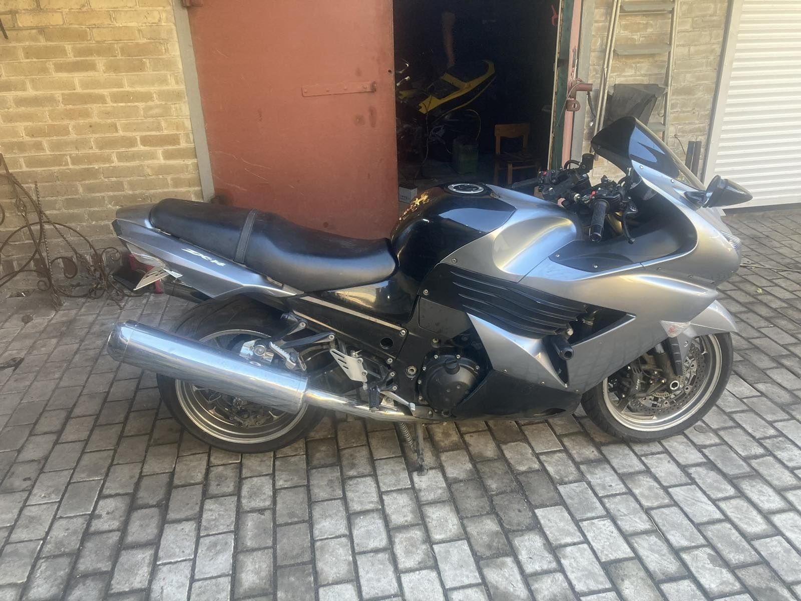 Продам Kawasaki 1400