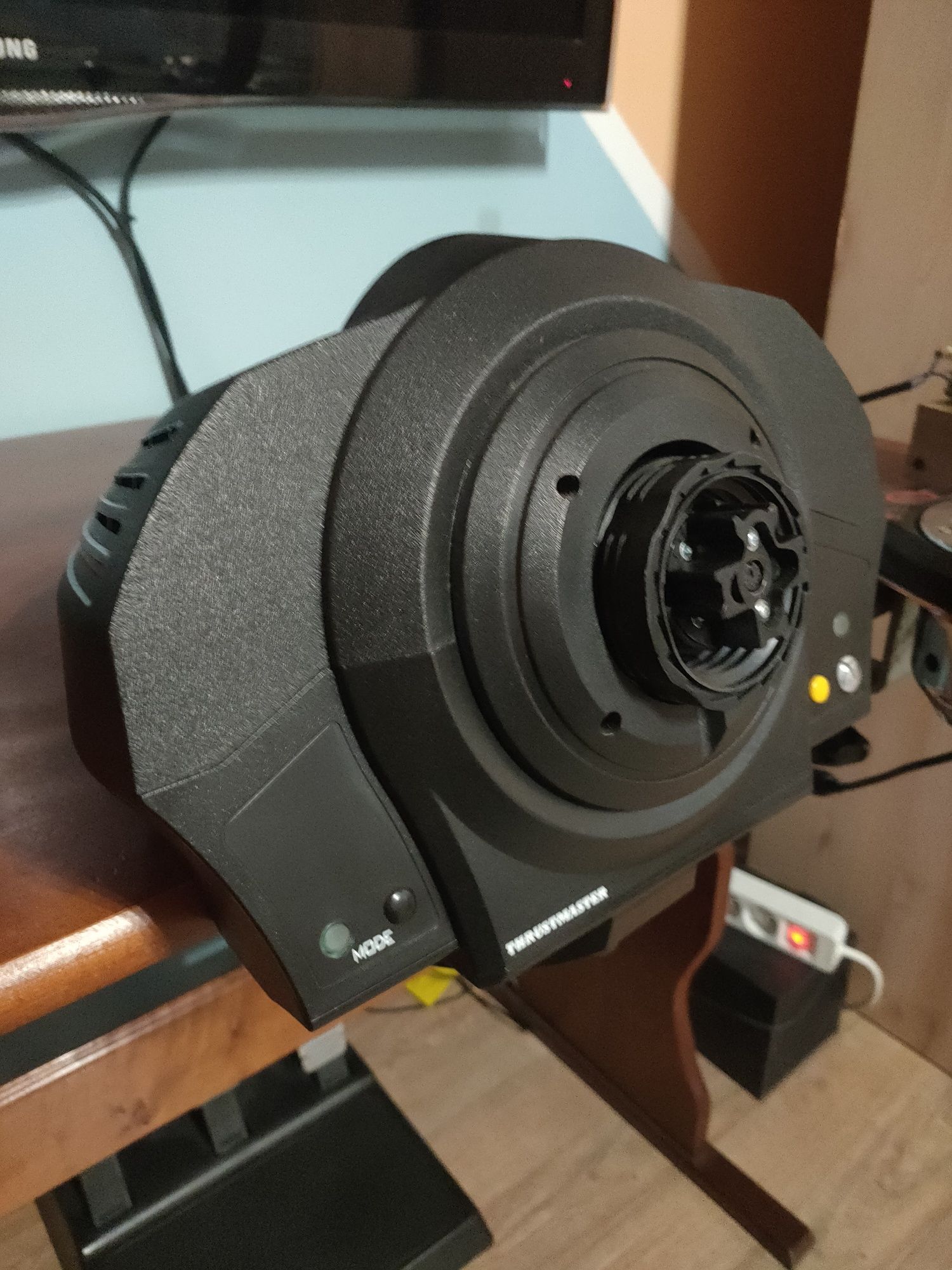 Thrustmaster tx + th8a