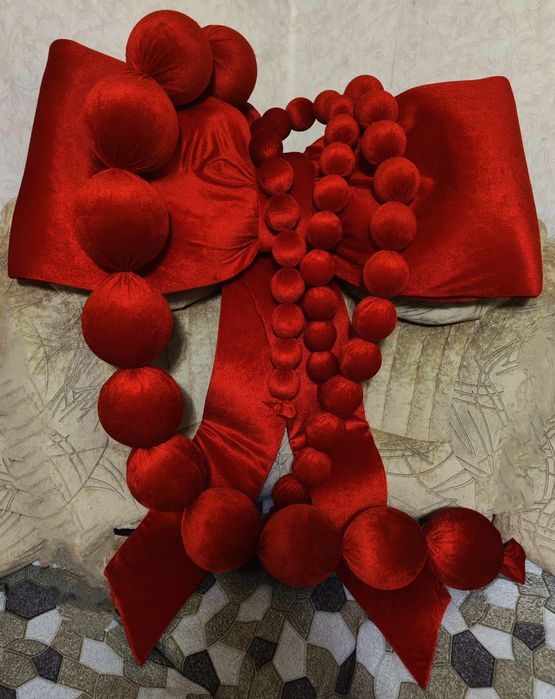 Метелики з органзи, буси /намисто , метелики з тканини, декор