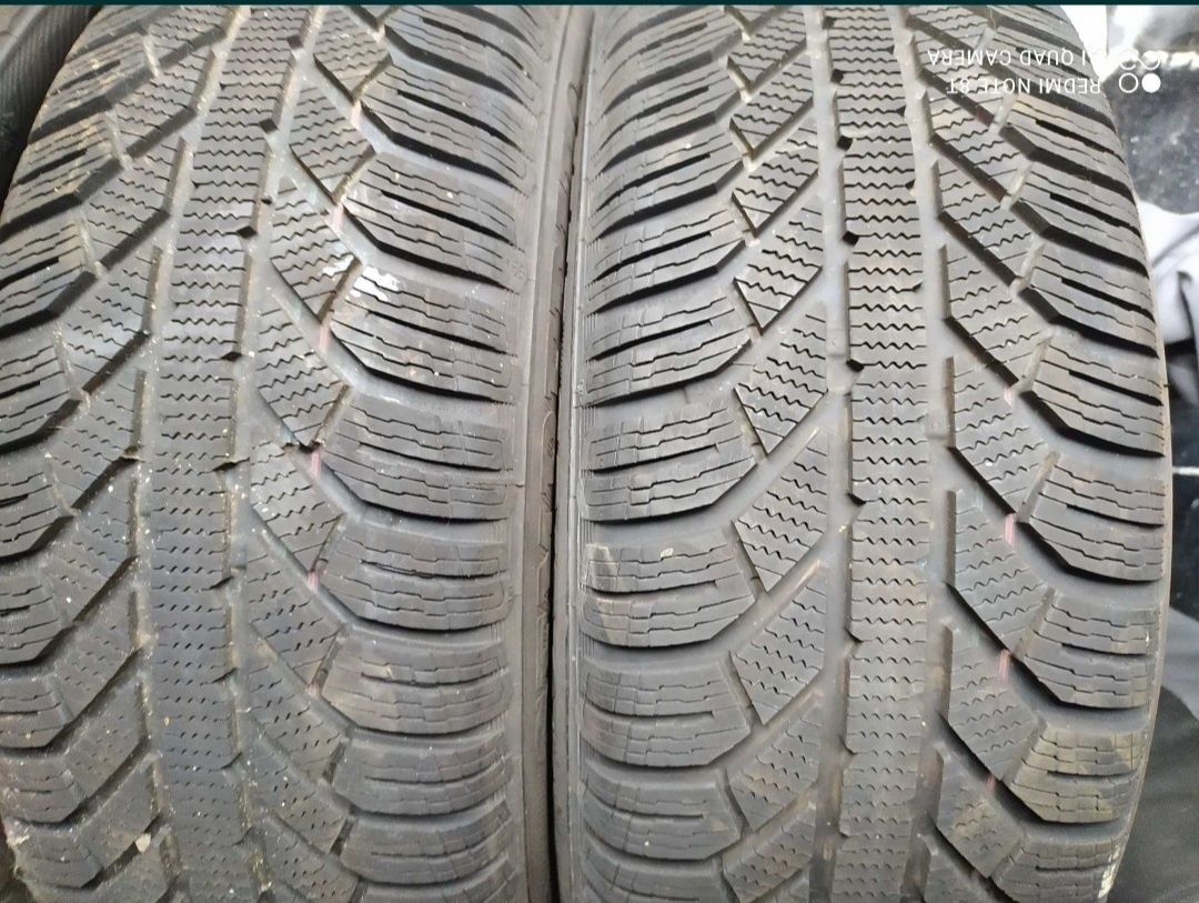 215/60R16 Semperit Master Grip 2 Zima