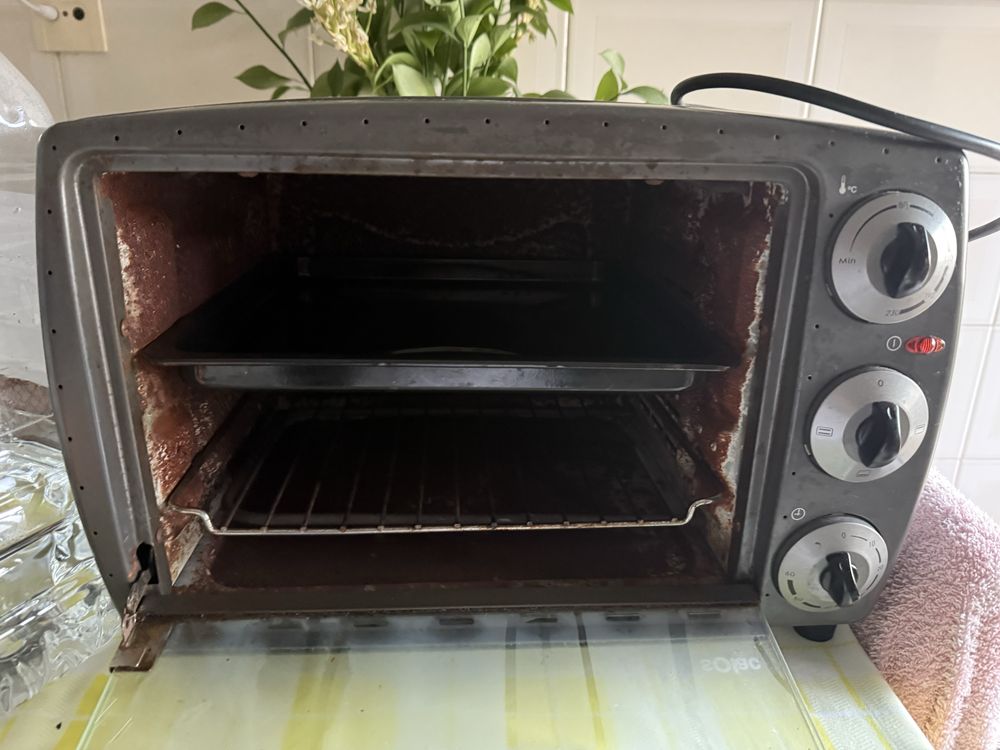 Forno pequeno Solac excelente funcionamento
