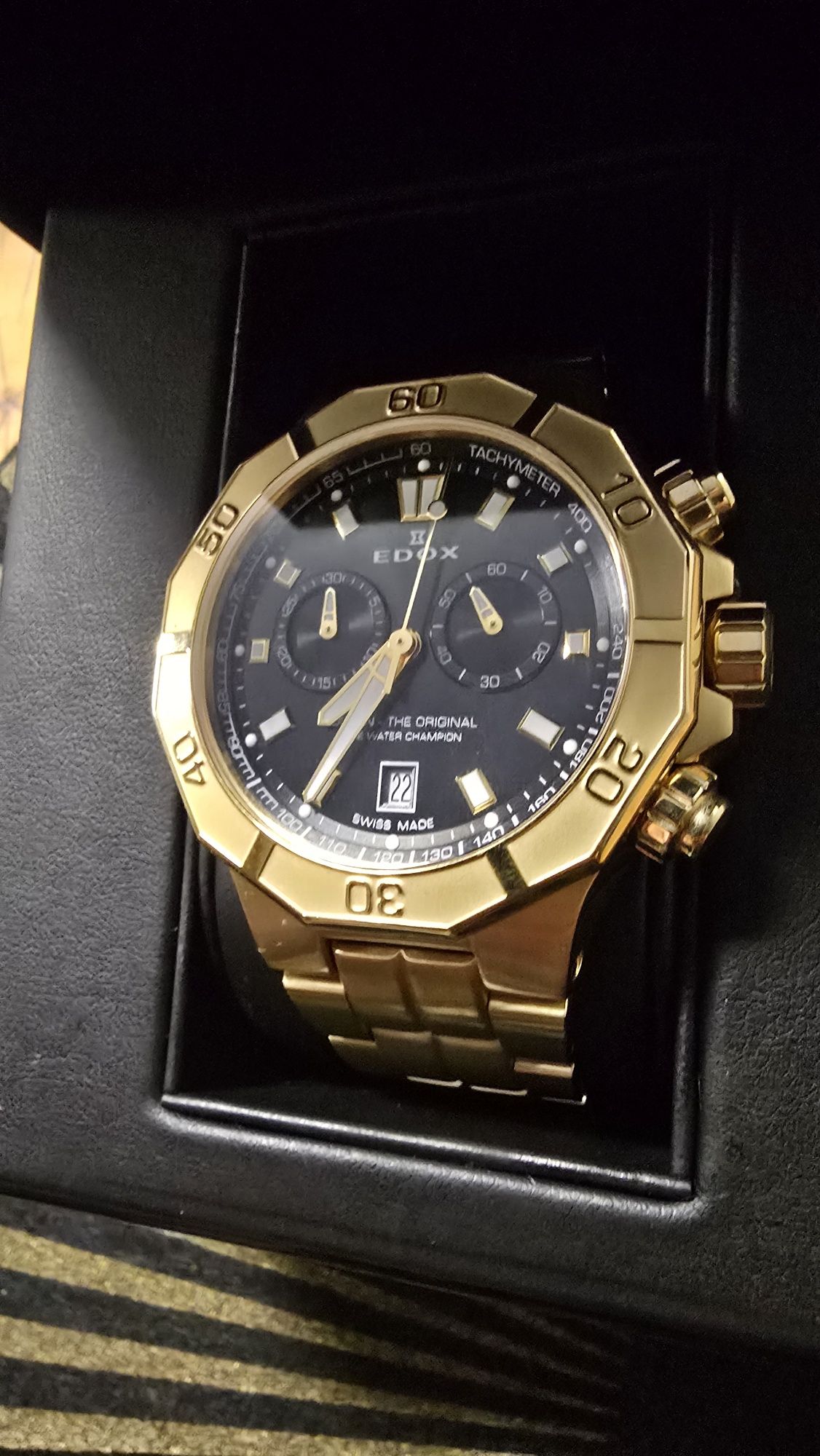 Zegarek marki EDOX
