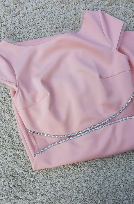 Сукня святкова персикова