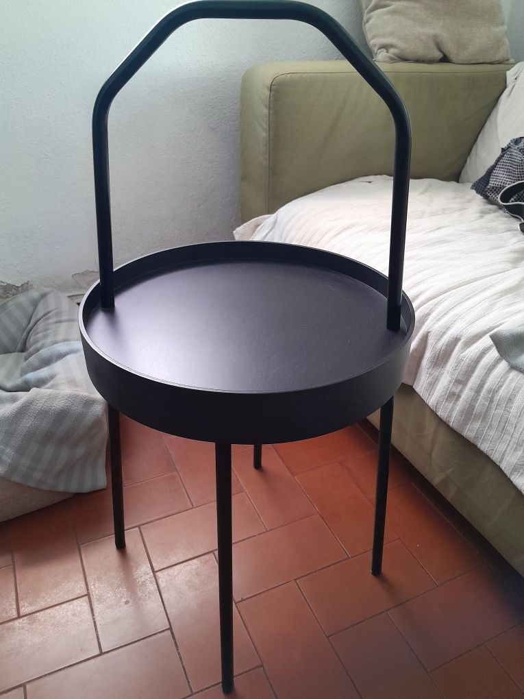 Mesa de apoio BURVIK da Ikea
Mesa de apoio, preto, 38 cm
