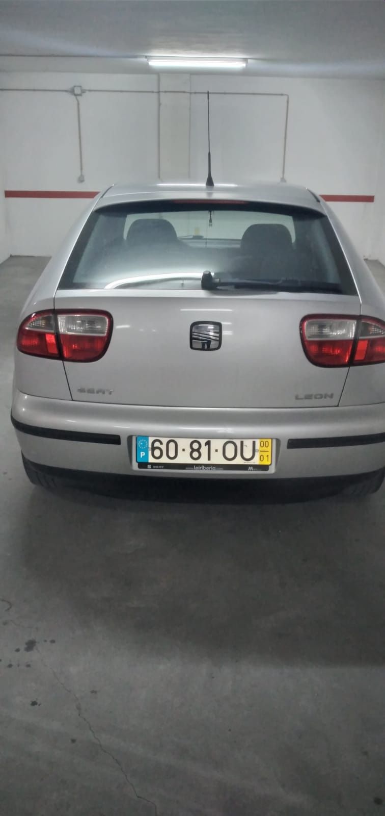 SEAT Leon 1600 gasolina