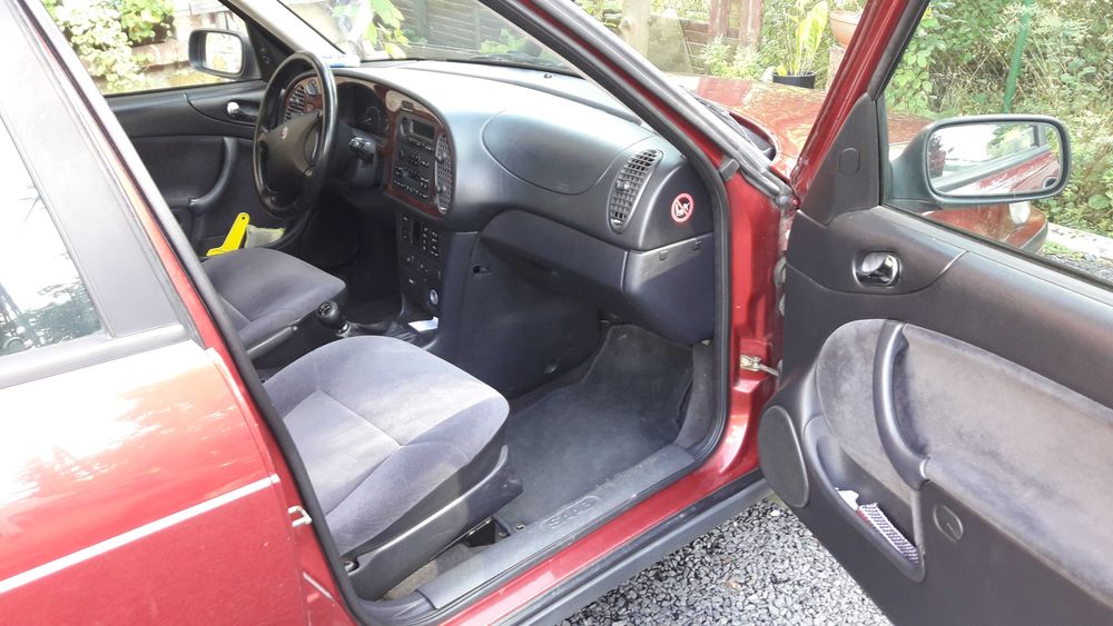 Do sprzedania SAAB 900-klasyk