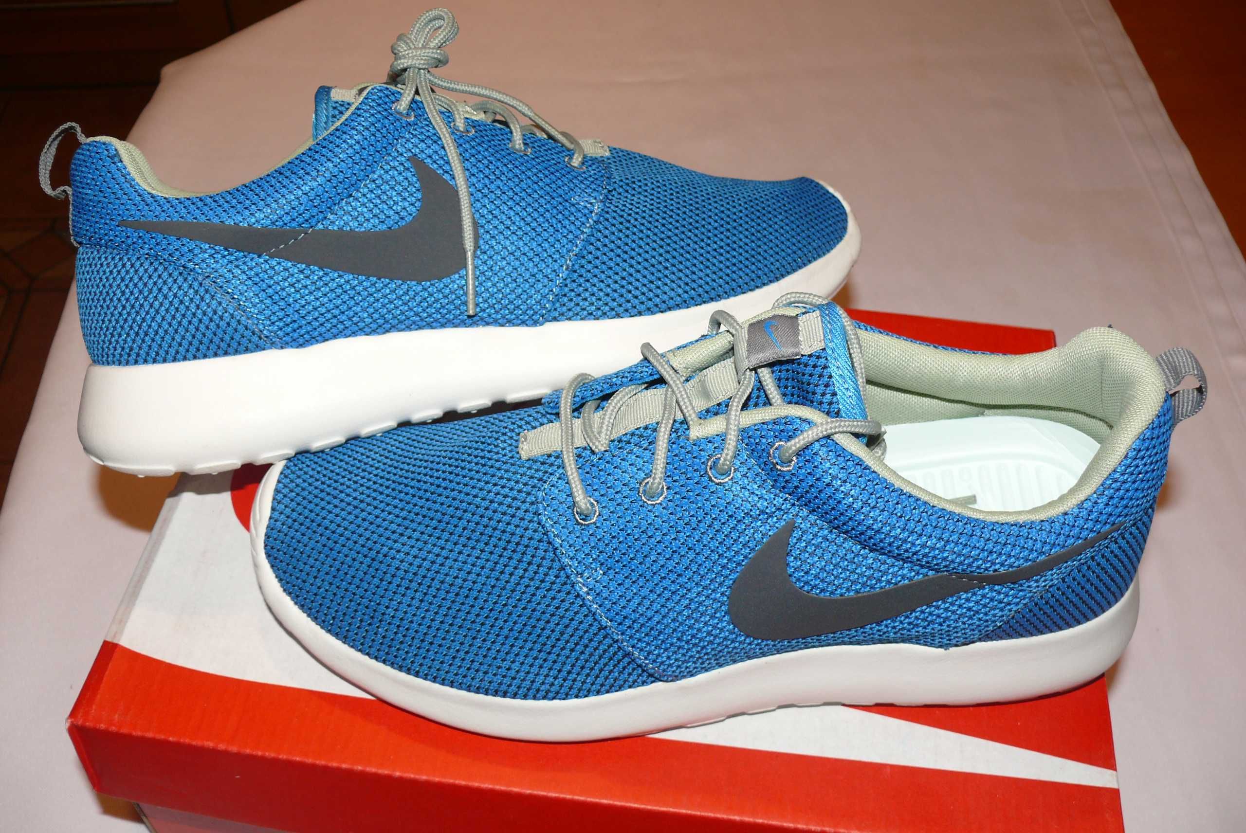 Buty męskie sportowe Nike Rosherun  44 EU 28 CM