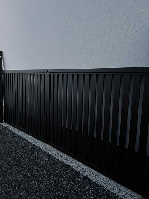 Brama skrzydłowa palisadowa 4m plus furtka