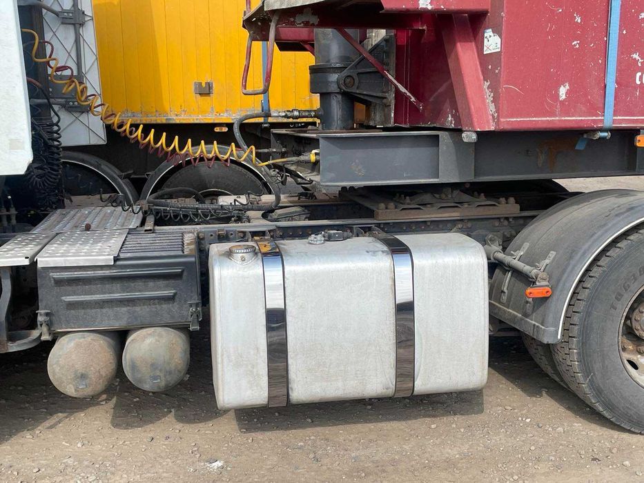 Ленты крепления топливного бака VOLVO, MAN, RENAULT нержавейка.