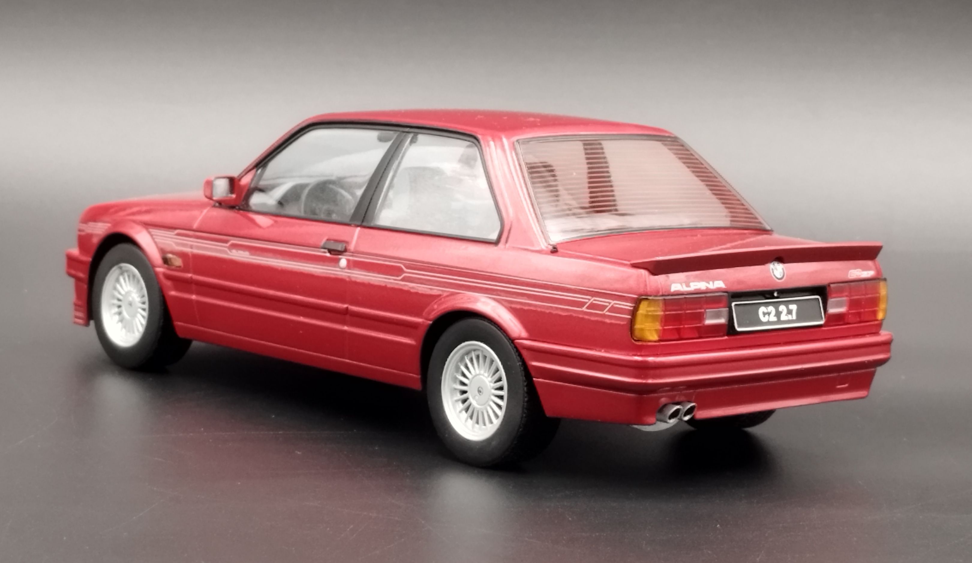 1:18  K&K  Scale 1988 BMW Alpina C2 2.7 E30