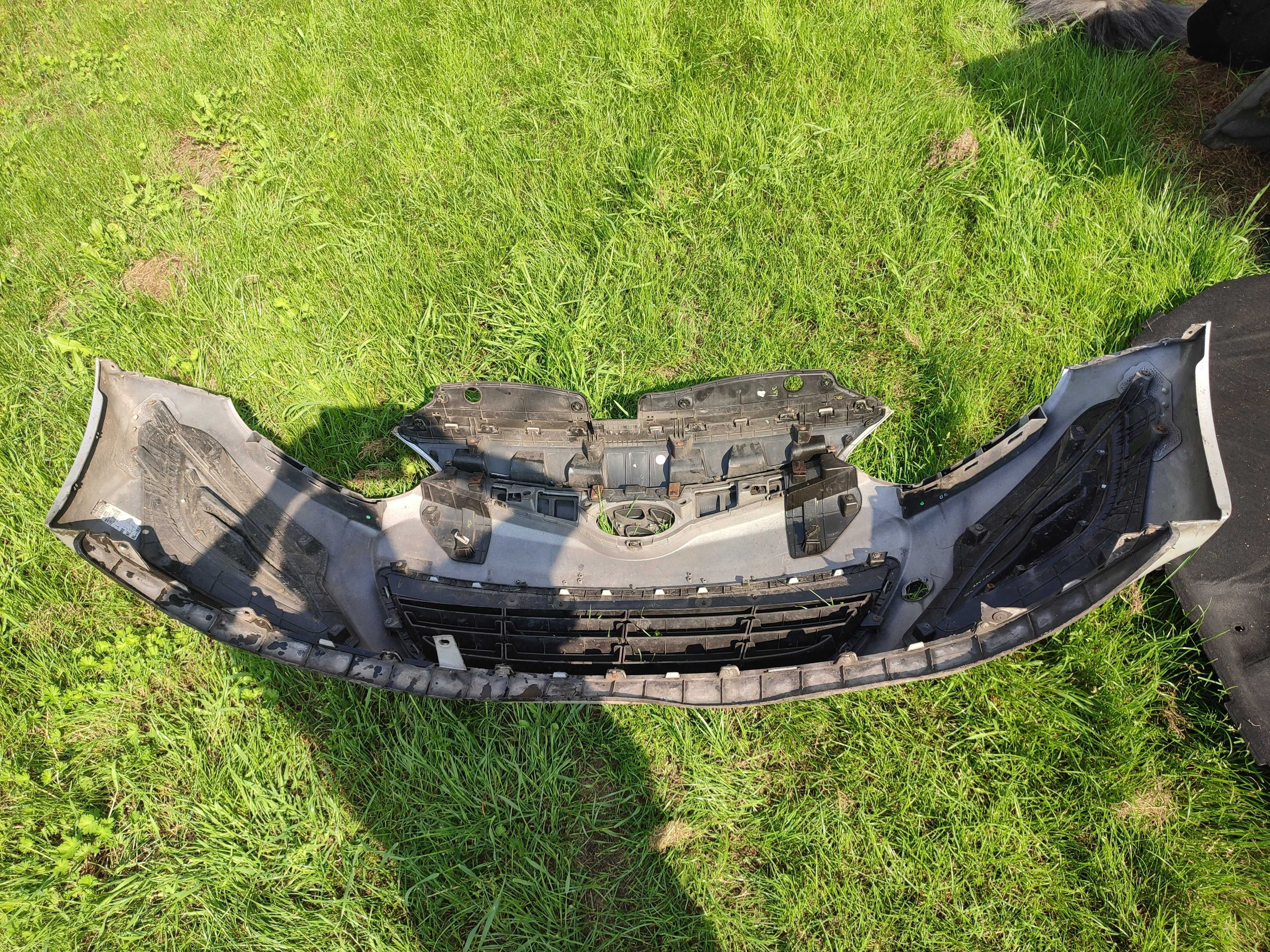 hyundai i20 lift 12-15 zderzak przedni
