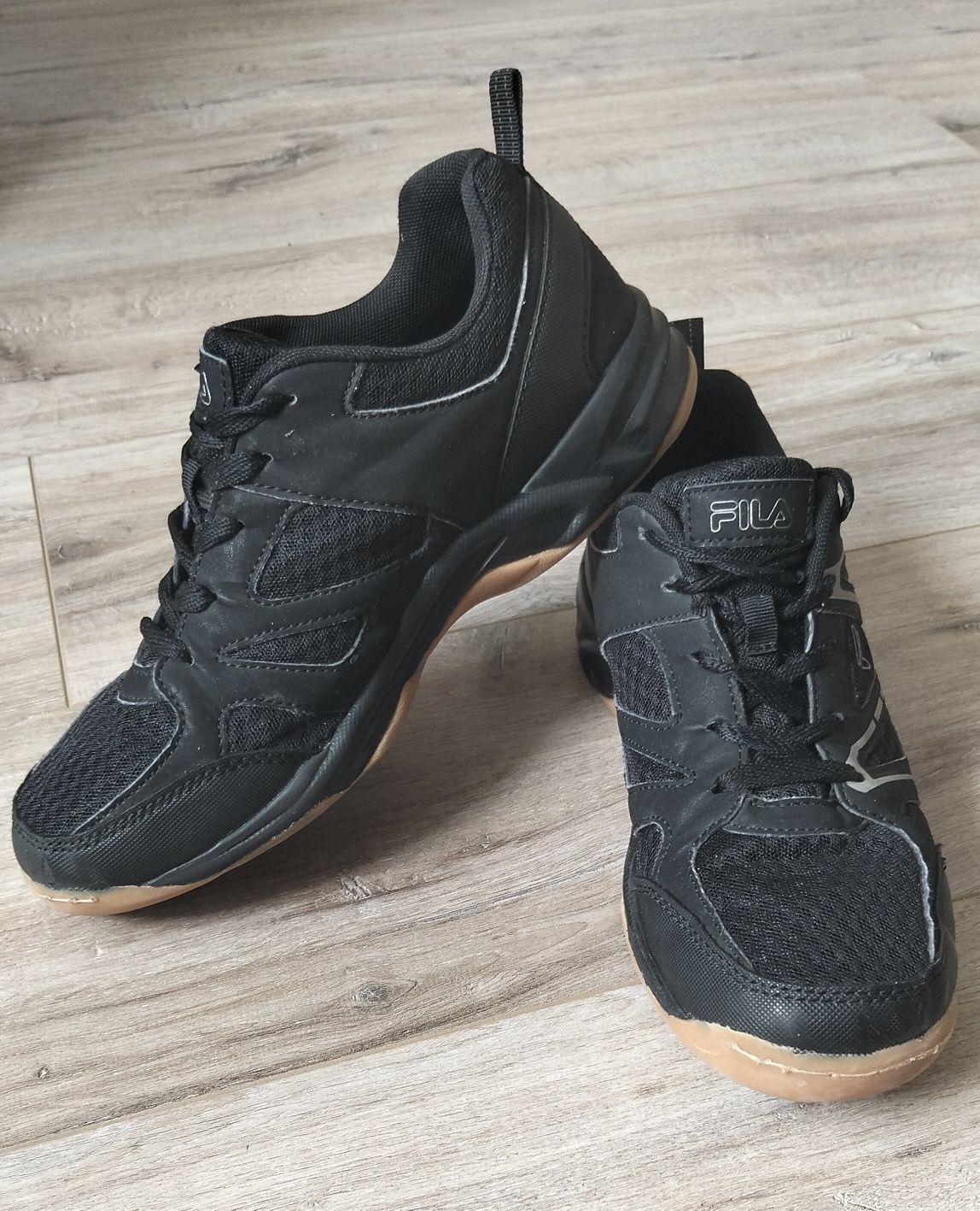 Оригінальні кросівки Fila 41 р