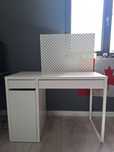 Biurko MICKE Ikea