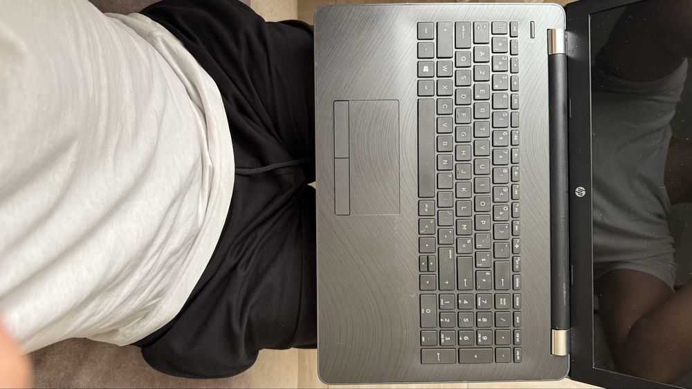 Ноутбук HP DESKTOP / ноут / ноутбук