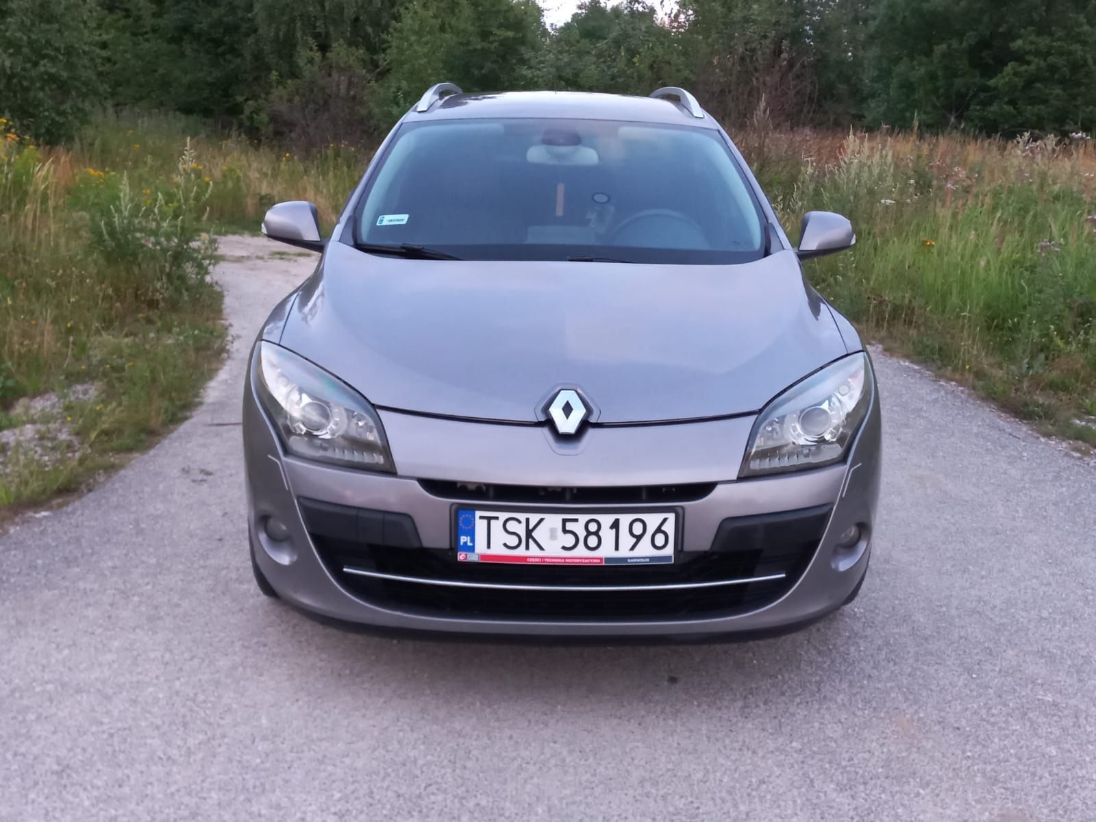Renault megane 3 2.0dci 160 km xenon pdc keylles doinwestowana
