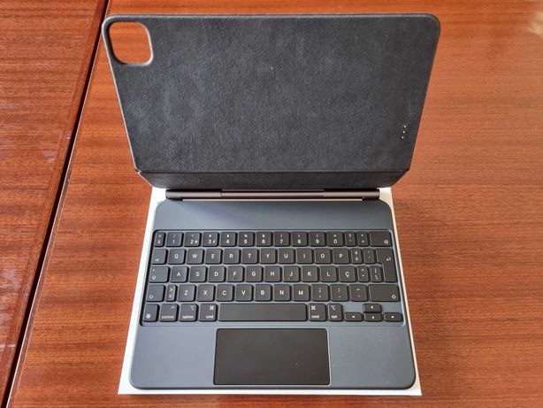Magic Keyboard iPad Pro 11” e