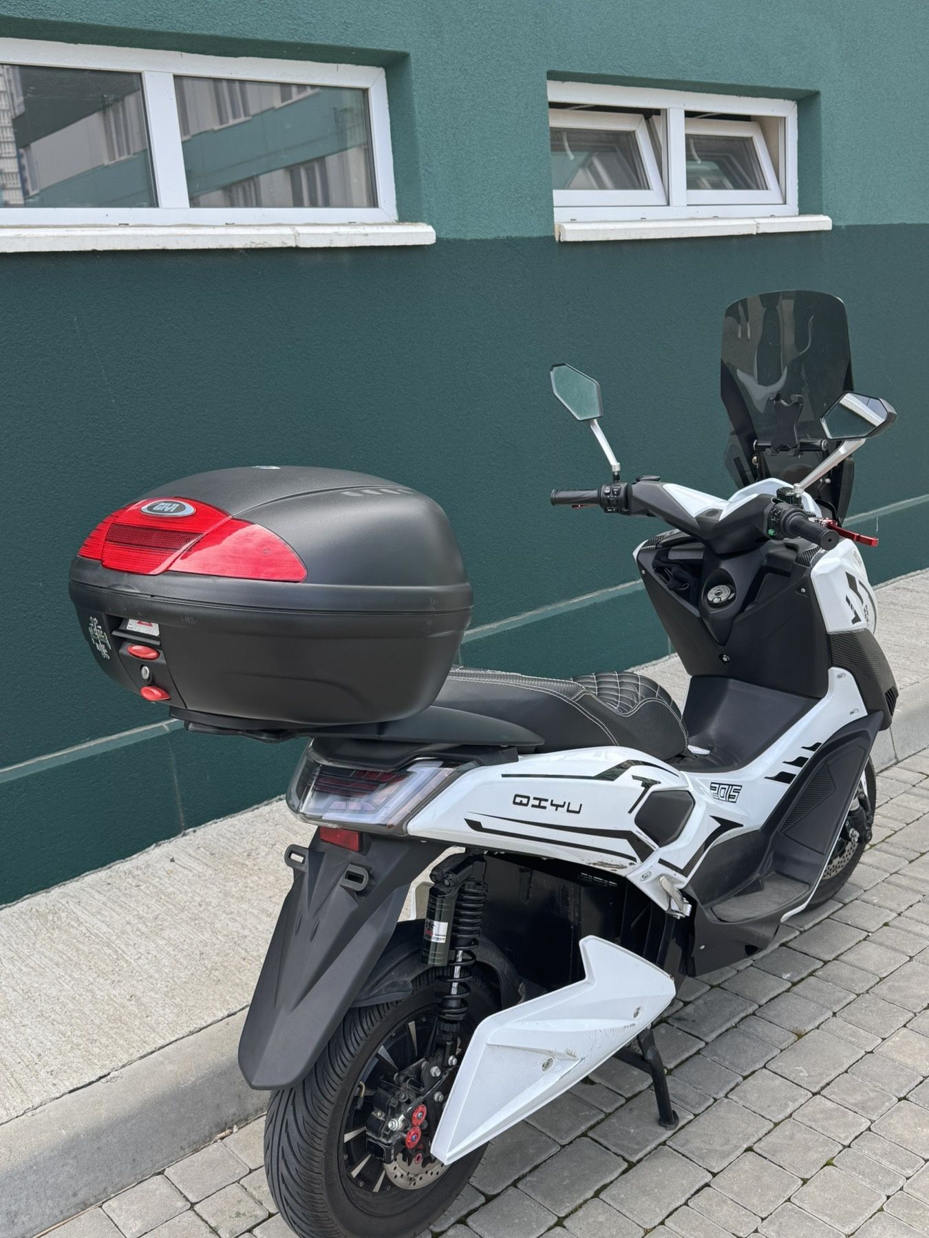 Продам Электро скутер Т МАХ 2999к Вт