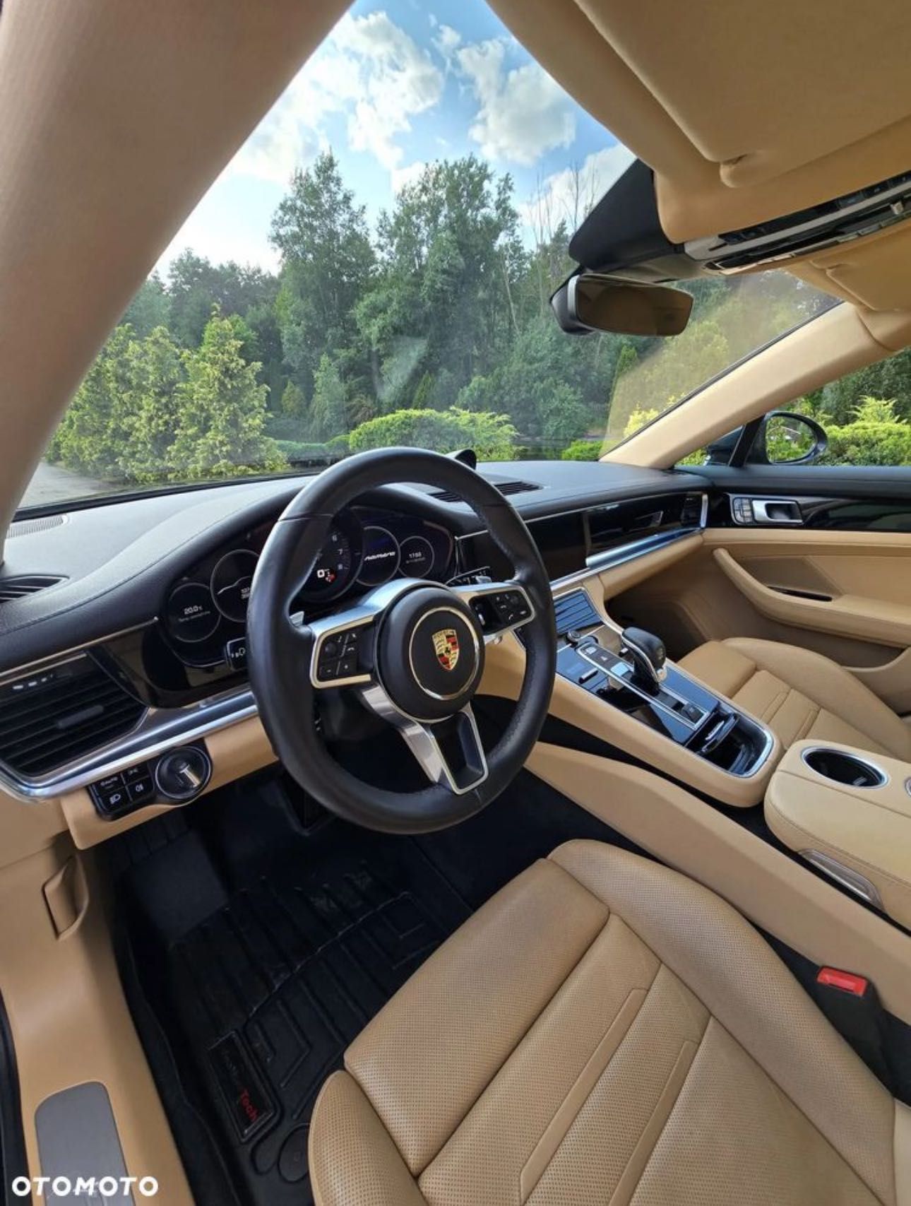Porsche Panamera Standard