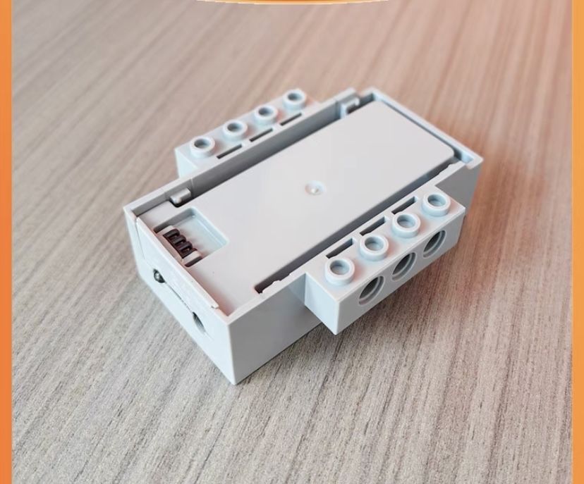 Аккумуляторна батарея до Smarthub LEGO Education WeDo 2.0
