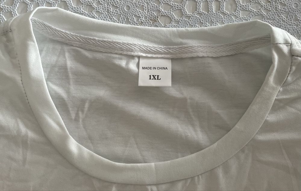 Koszulka „Kobieta w Stroju Kąpielowym” 3D 1XL z krótkim rękawem