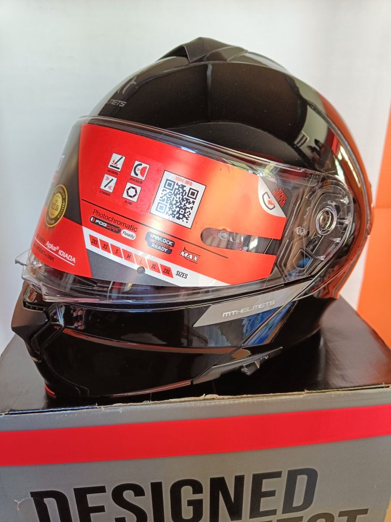 Kask szczękowy MT Helmets czarny połysk rozmiar M L