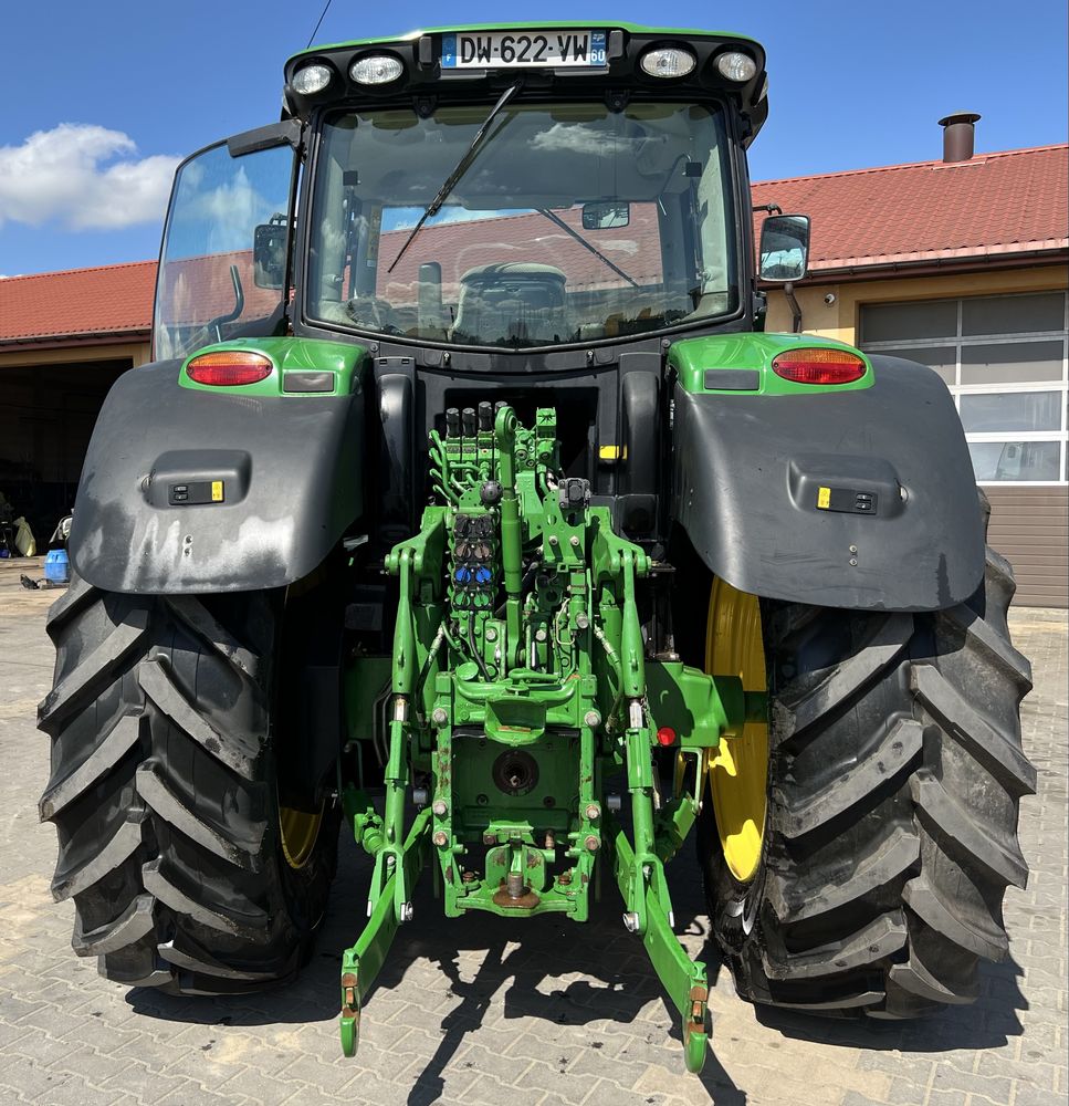 John Deere 6215 R Premium Edition