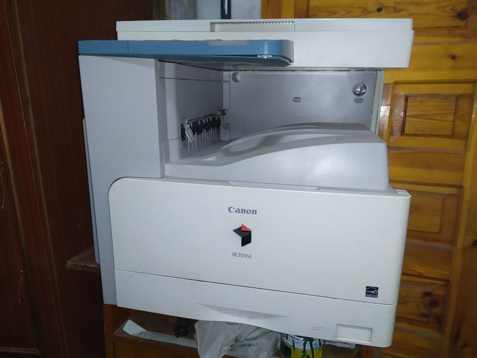 Ксерокс Canon IR2016J