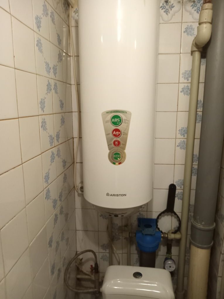 Бойлер водонагрівач ariston 80л