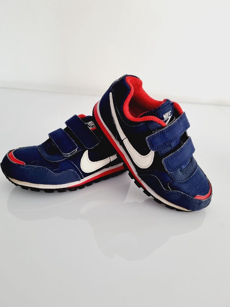 Adidasy dziecięce firmy Nike roz.27.5 ( 16.5 cm) )