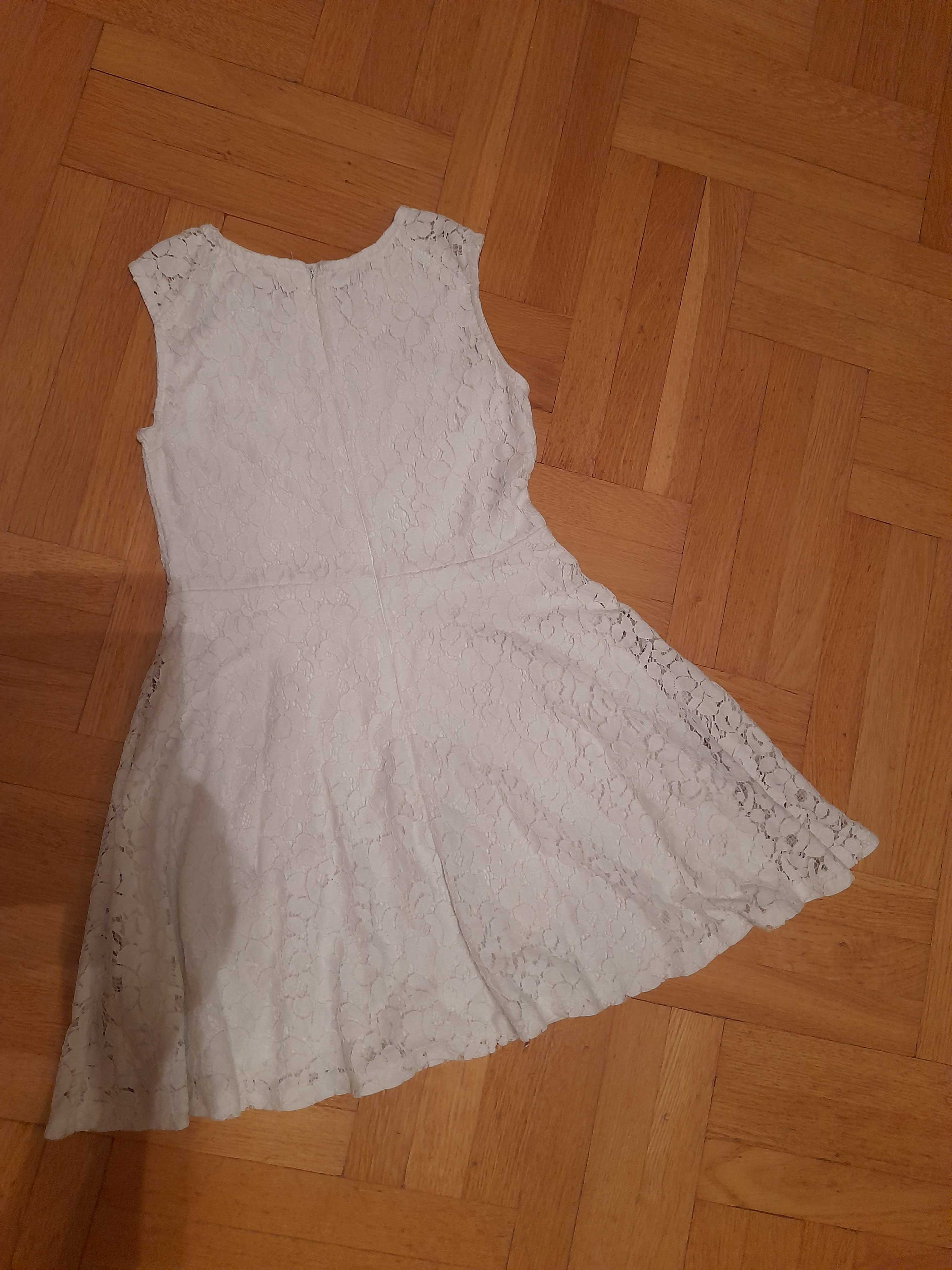 Sukienka biała koronkowa kolekcja COOL CLUB by Smyk 134 cm