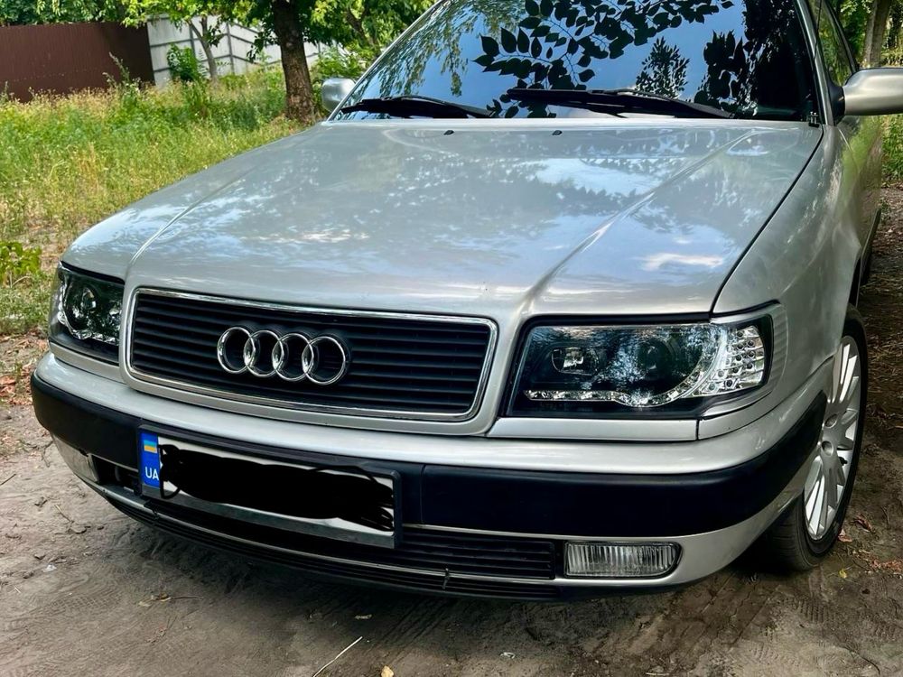 Продам фары Audi 100 C4