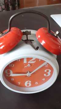 Relógio despertador alemão marca Jerger anos 70s
