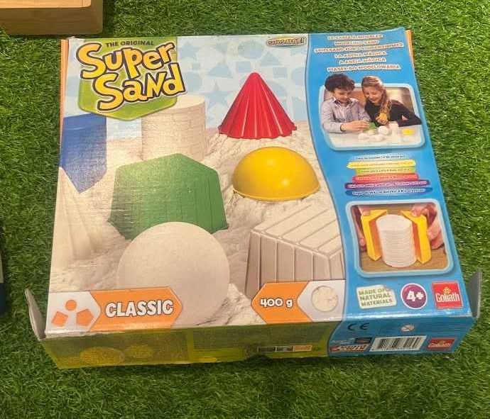Lote de jogos de sociedade, puzzles e educativos