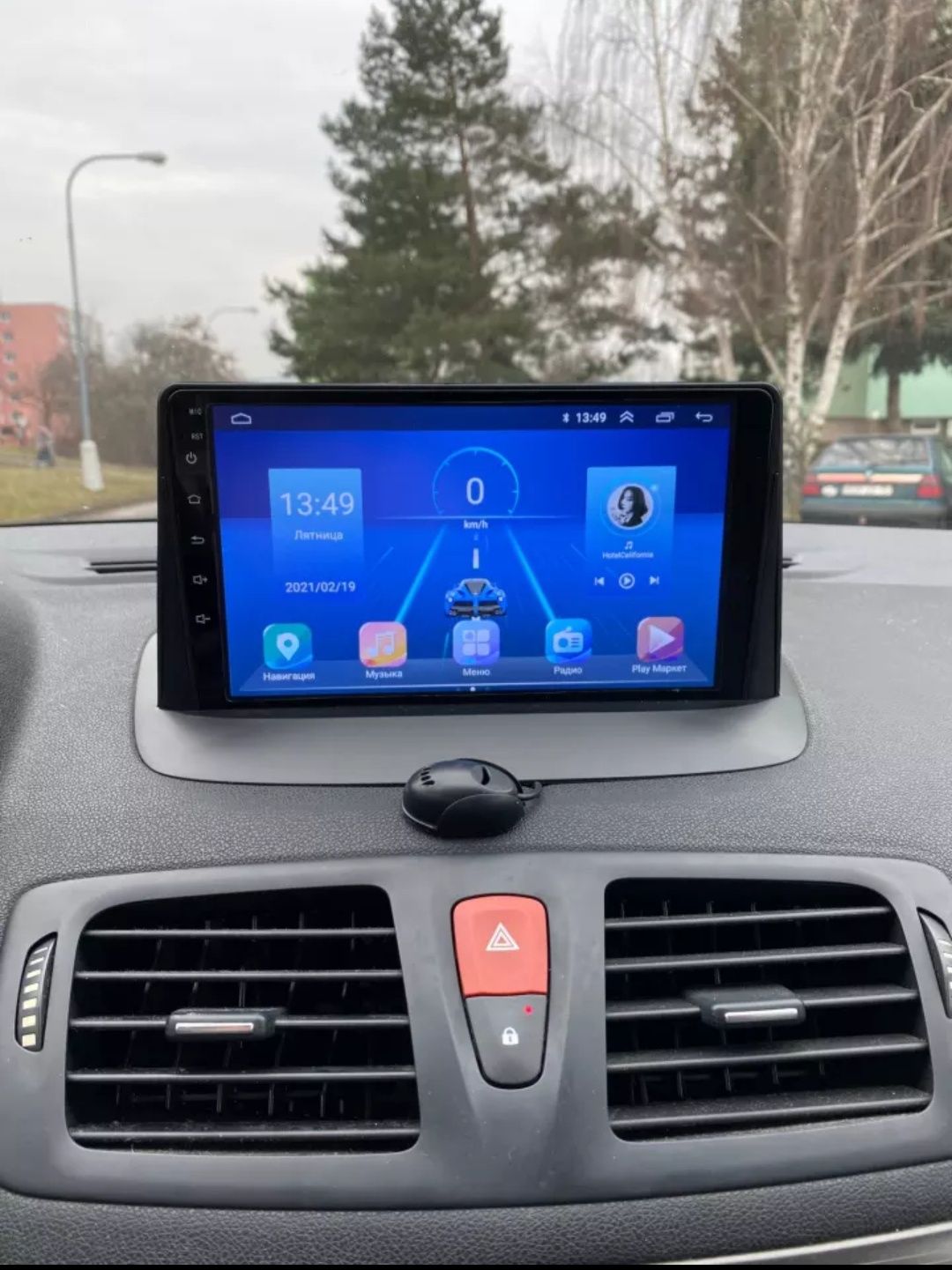 Entregas grátis Zona Grande Porto Rádio Android 13 com GPS Megane 3
