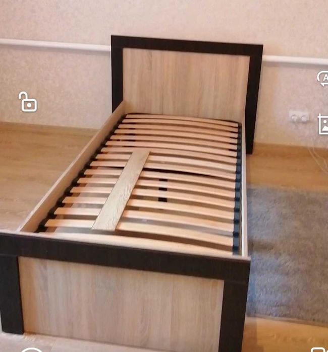 Ліжко односпальне