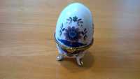 Шкатулка фарфоровое яйцо