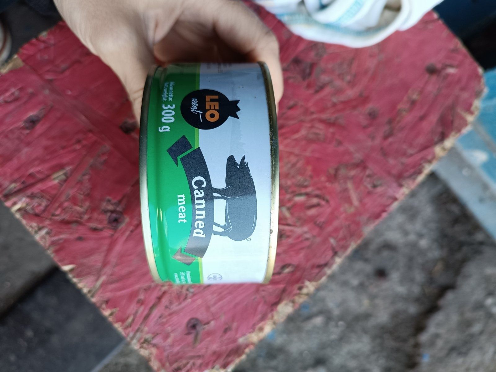 Продам мясные консервы , паштеты