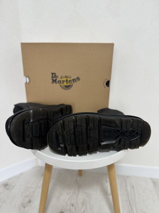 Черевики Dr. Martens ZebZag Laceless
