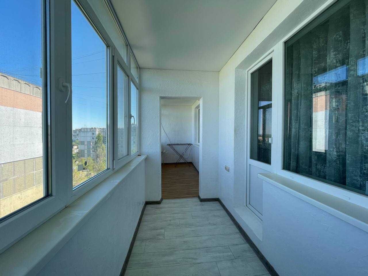 Шикарна 3-х кімнатна квартира, 74кв.м, з меблями та технікою, Попова