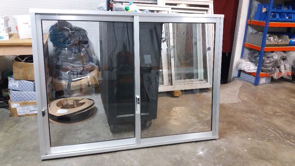 janela alumínio cinza barato usado
