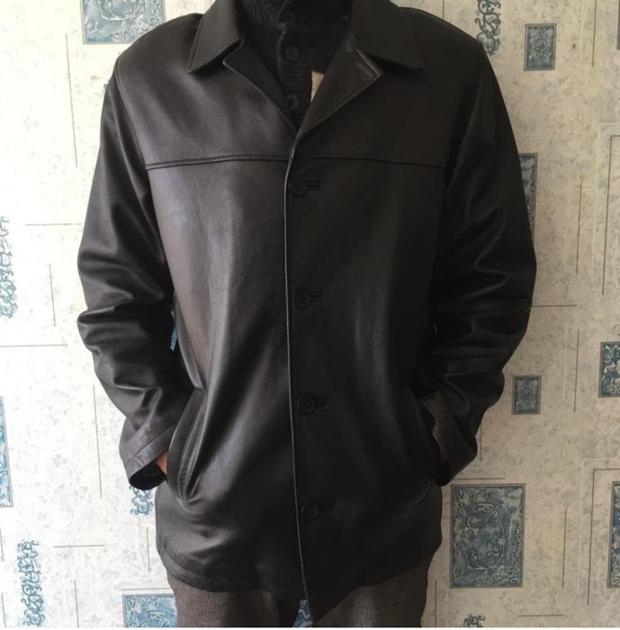 Шкіряна куртка шкіряна