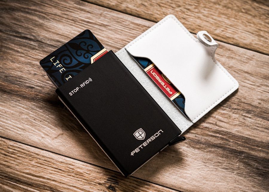 skórzane etui z podajnikiem na karty i wizytówki - peterson