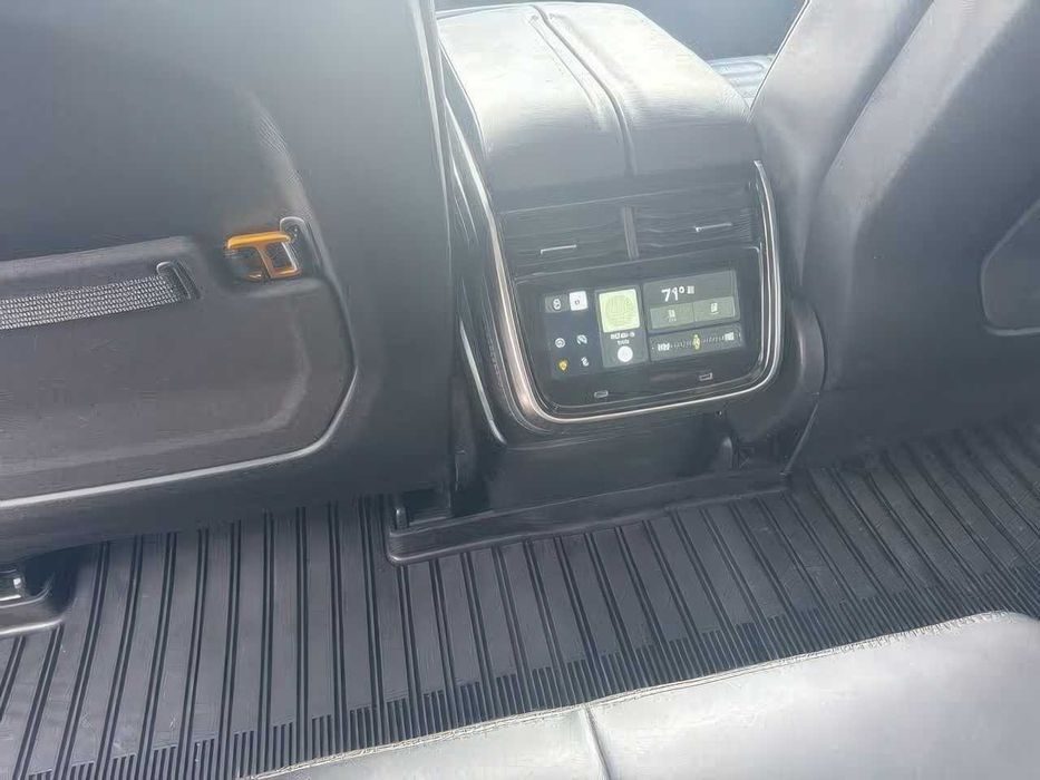 Rivian R1S Adventure Quad Motor      2023